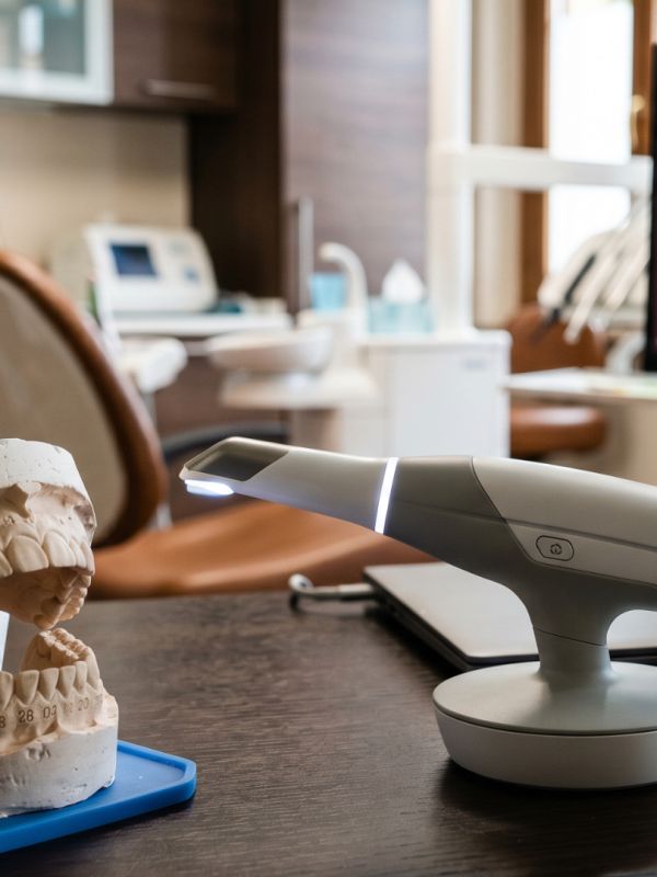 Scanner intraorale e facciale o impronta tradizionale? Le differenze rispetto al calco dentale