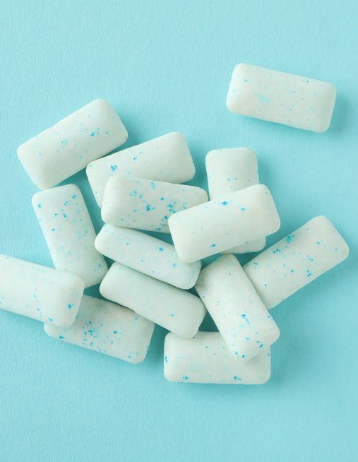 Chewing gum e denti: alleato o nemico della tua igiene orale?